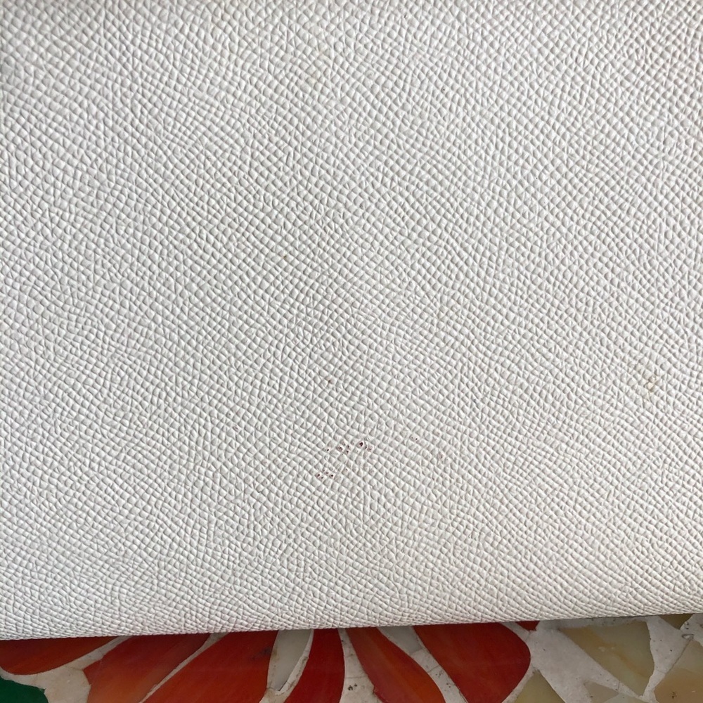 Unbranded Faux-leather, White Box Crossbody Purse - Picture 4 of 7